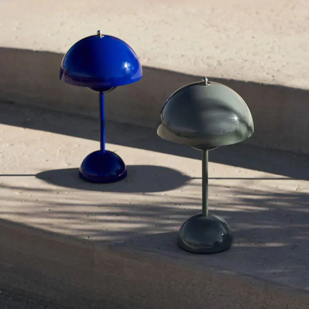 Lunarglo | LED table lamp | Kalsten