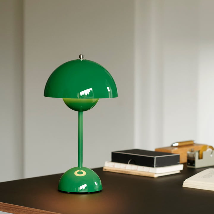 Lunarglo | LED table lamp | Kalsten
