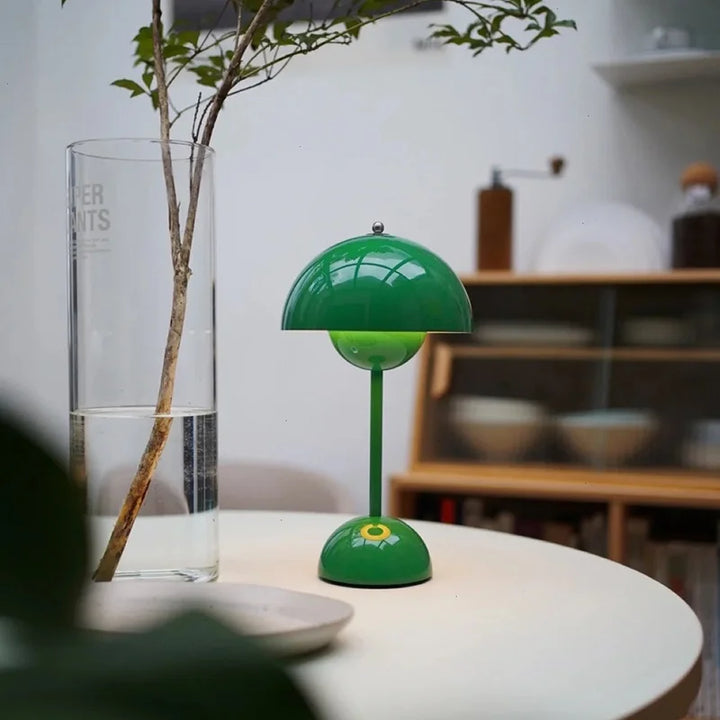Lunarglo | LED table lamp | Kalsten