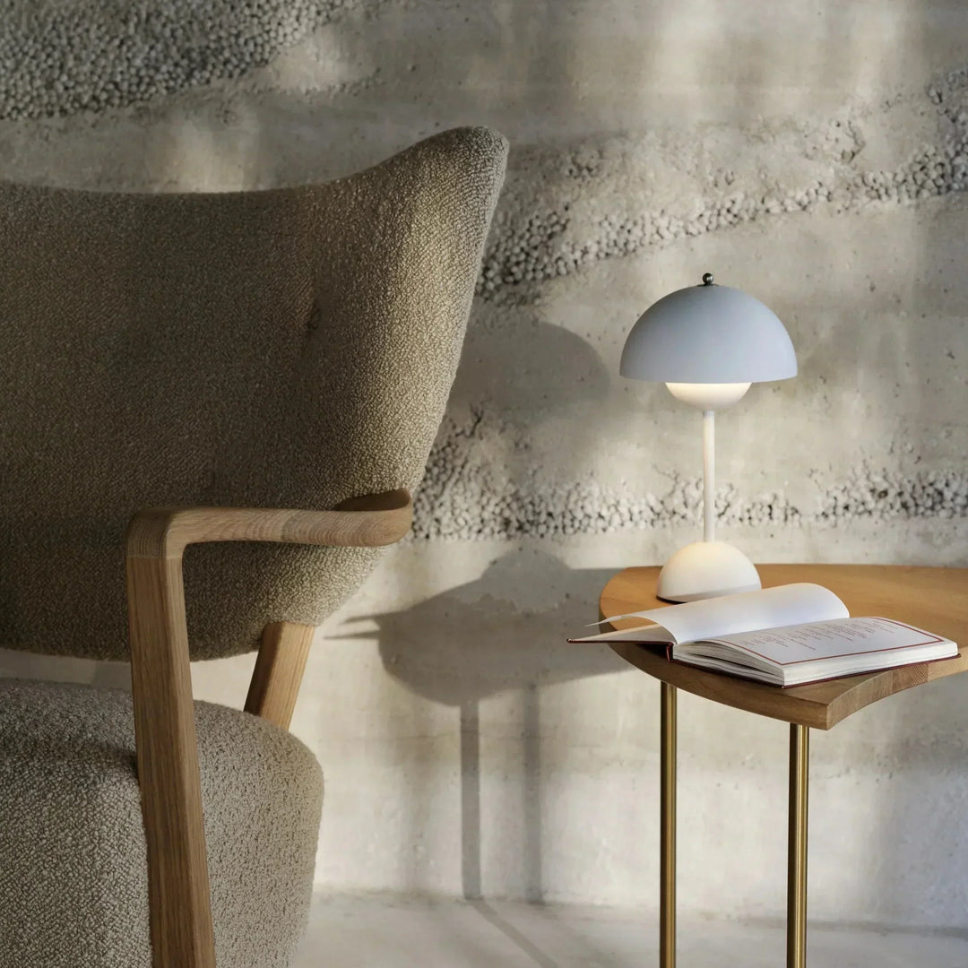 Lunarglo | LED table lamp | Kalsten