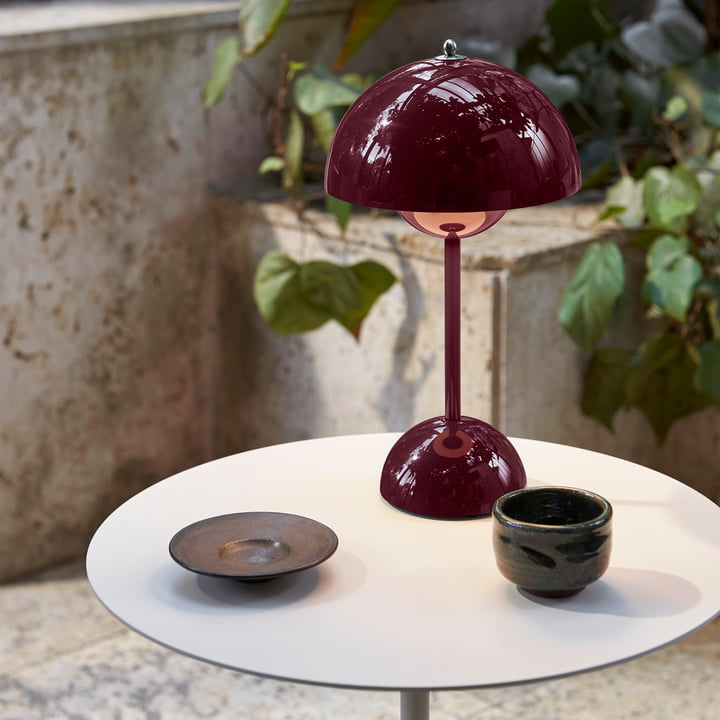 Lunarglo | LED table lamp | Kalsten