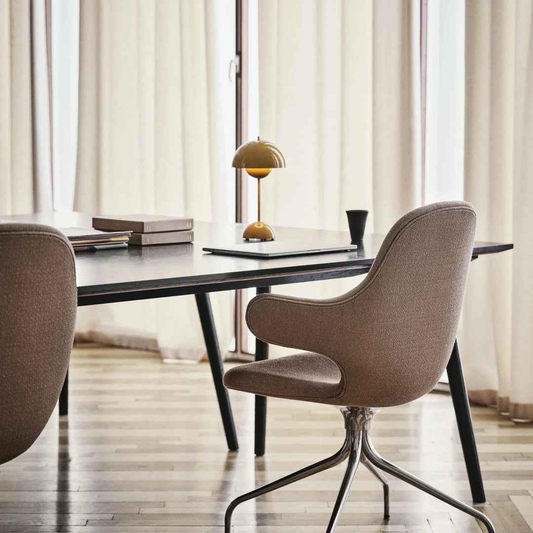Lunarglo | LED table lamp | Kalsten