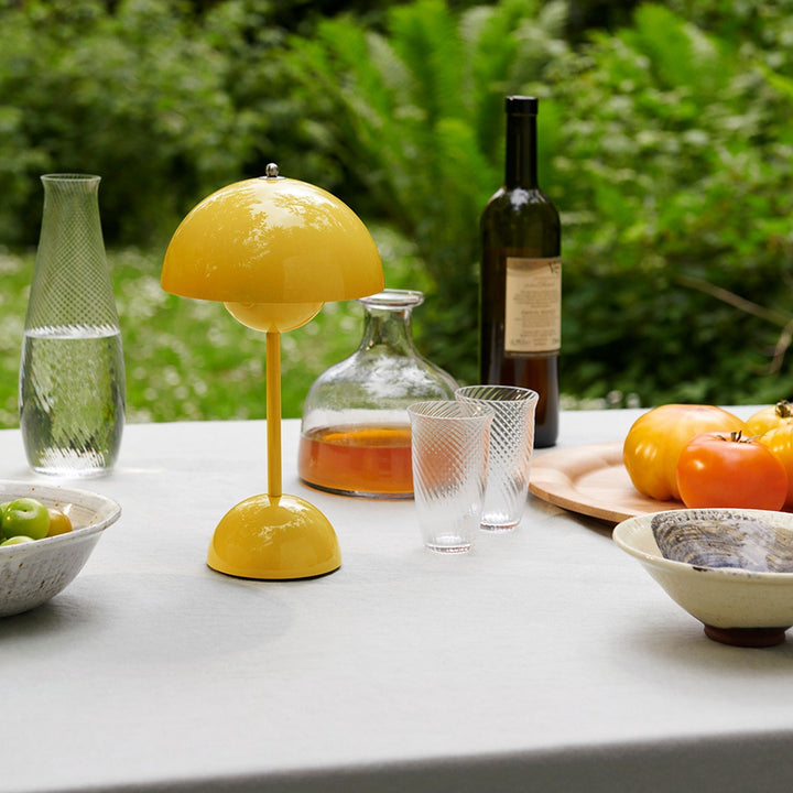 Lunarglo | LED table lamp | Kalsten