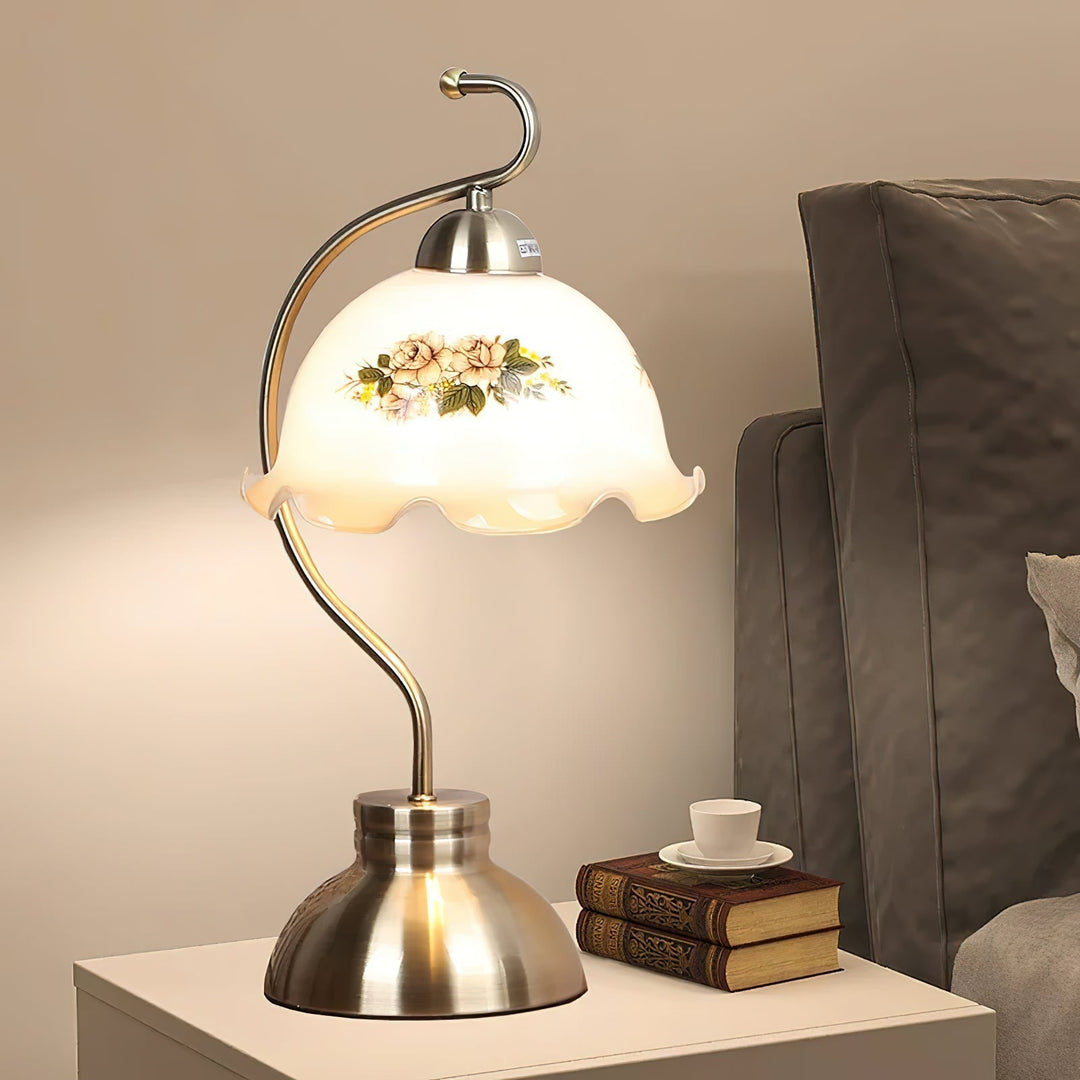Wythe Table Lamp | Kalsten