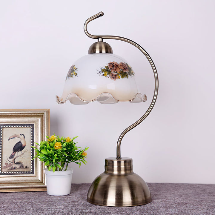Wythe Table Lamp | Kalsten
