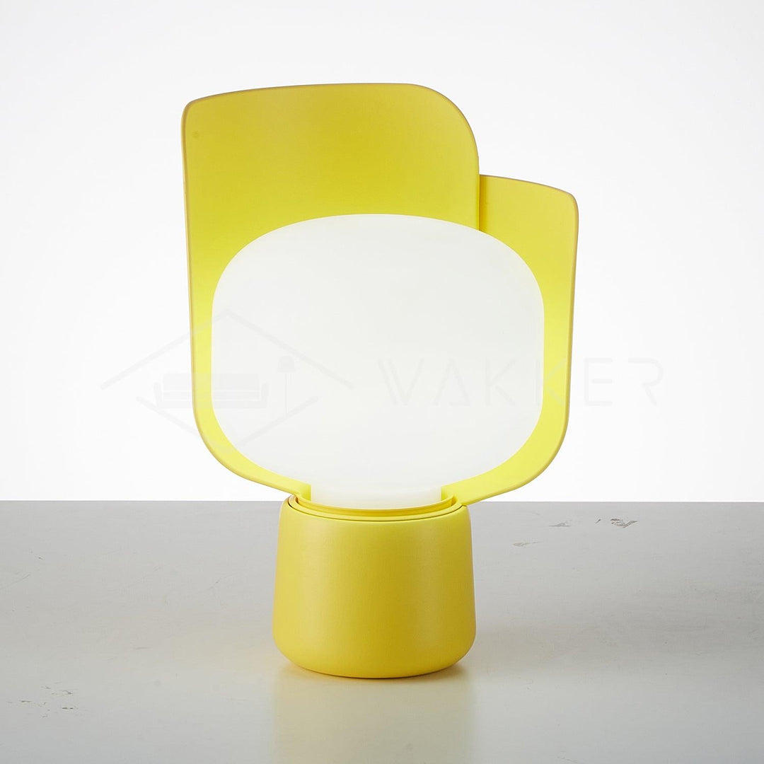 Petals Glass Accent lamp Table Lamp | Kalsten