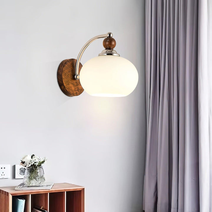 Yisi Po Wall Lamp | Kalsten