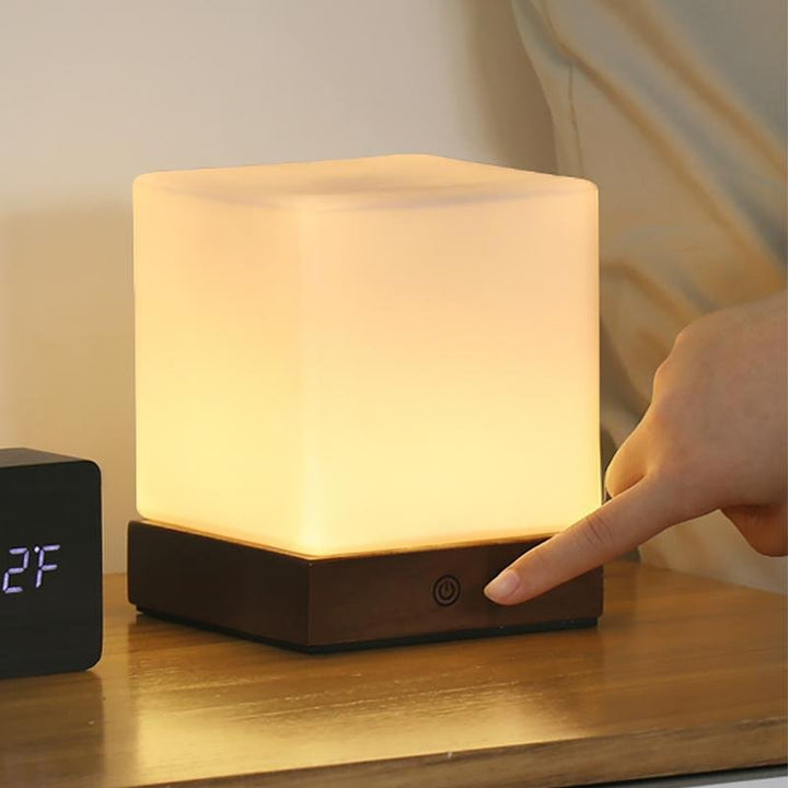 GlowCube Wireless LED Table Lamp – Modern and Energy Efficient Kalsten