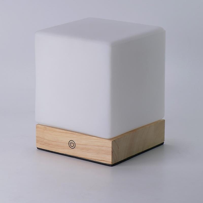 GlowCube Wireless LED Table Lamp – Modern and Energy Efficient Kalsten