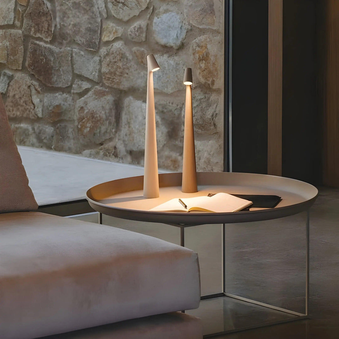Dorsø - L'ummiere D'apol table lamp | Kalsten
