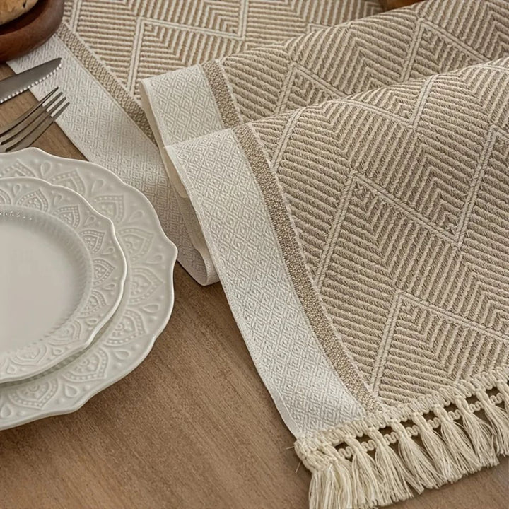 Kalsten | Zigzag Loom Table Runner