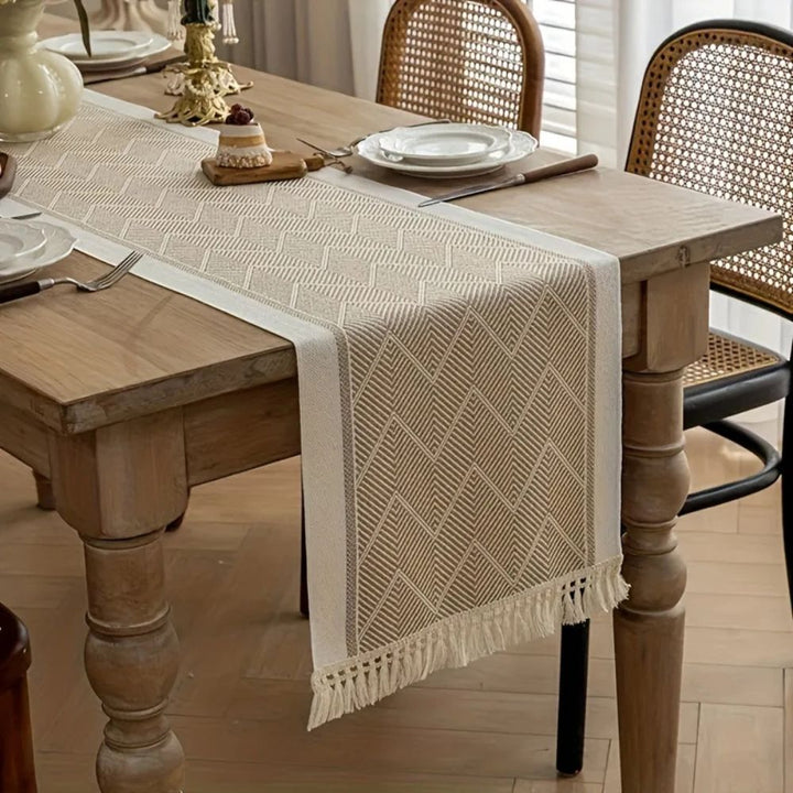 Kalsten | Zigzag Loom Table Runner