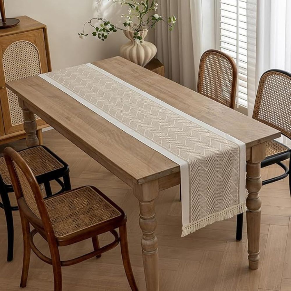 Kalsten | Zigzag Loom Table Runner