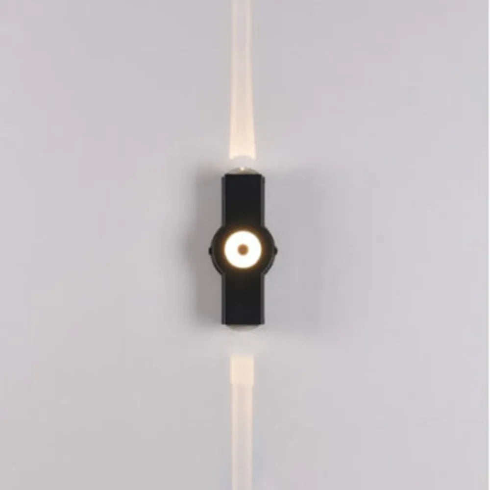 Modern Acrylic Outdoor LED Wall Lamp Kalsten