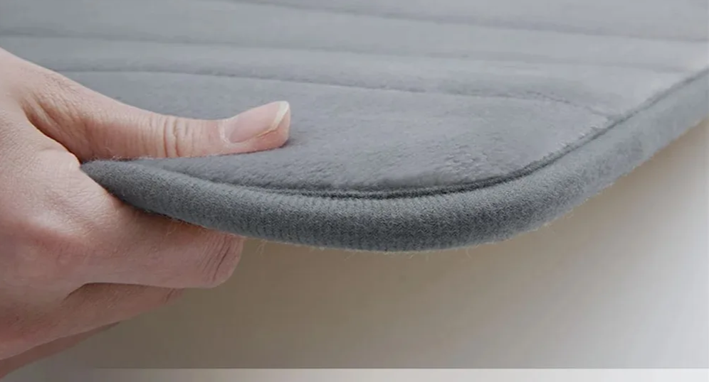 LuxSoft Memory Foam Bath Mat | Kalsten