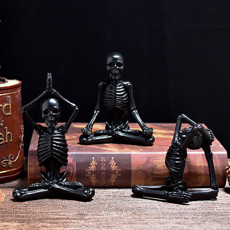 BowLift | Halloween Figurine – Resin Ornament in Vintage White or Black