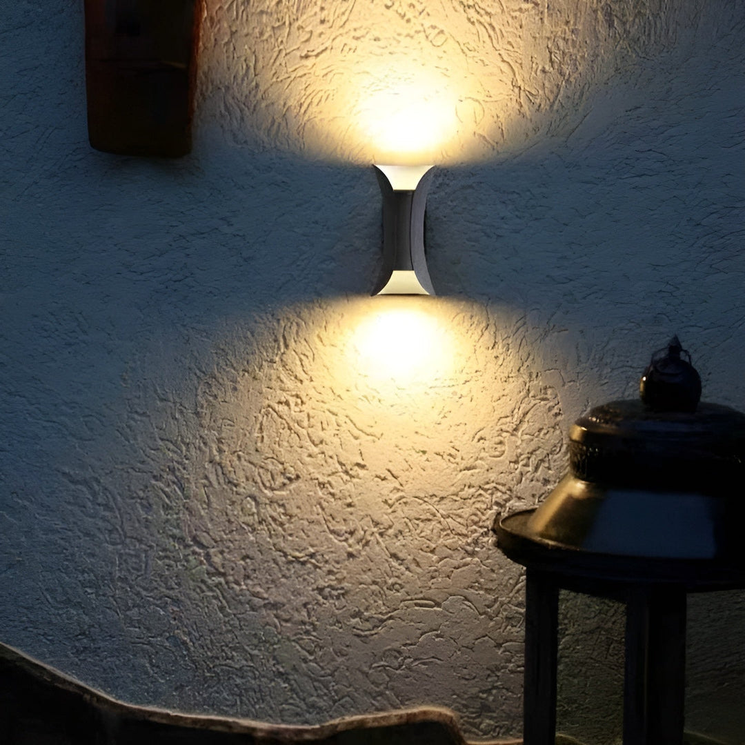 Luxuria Outdoor Wall Lamp - UrbanGlow LED Lighting Kalsten