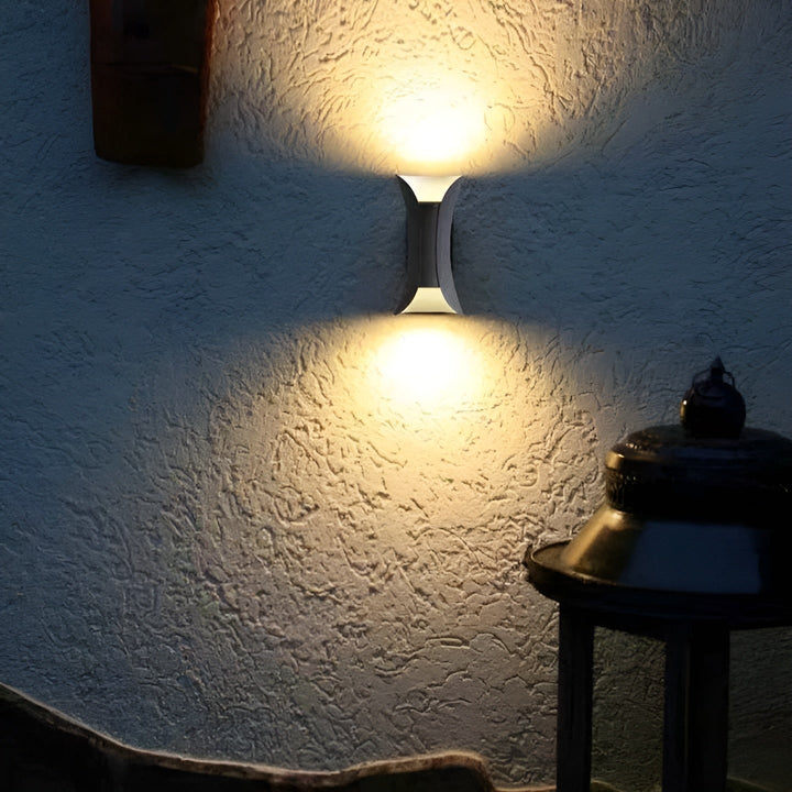 Luxuria Outdoor Wall Lamp - UrbanGlow LED Lighting Kalsten