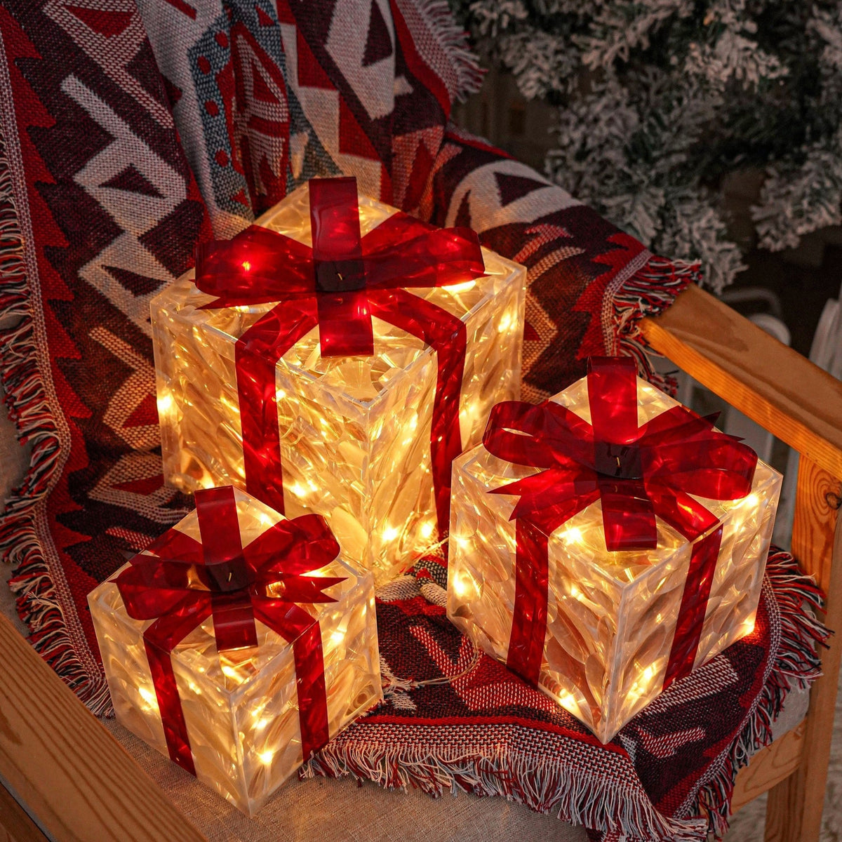 Skanto | GlowBox LED Gift Boxes – Set of 3 Light-Up Christmas Presents for Indoor and Outdoor Use