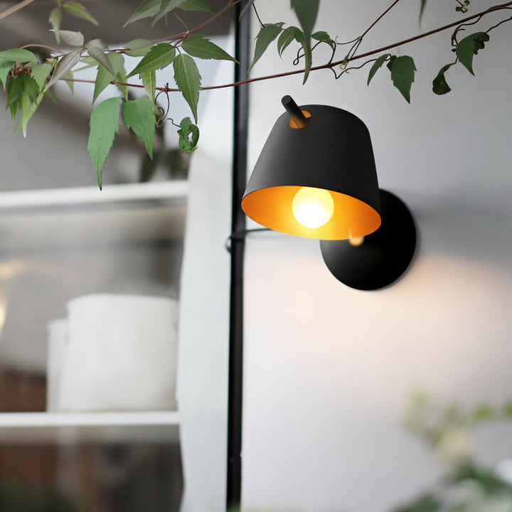 Metal Wall Sconce – Nordic Hat Style Matte Iron E27 (15x28cm) | Kalsten