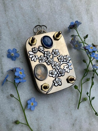 Kalsten | Mini Flower Press | Compact Botanical Keepsake Maker | Portable Craft Tool