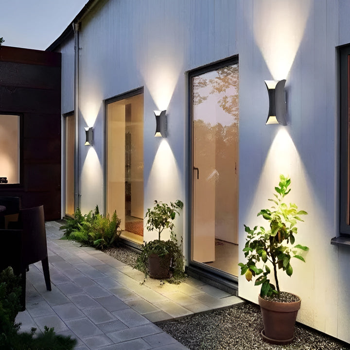 Luxuria Outdoor Wall Lamp - UrbanGlow LED Lighting Kalsten
