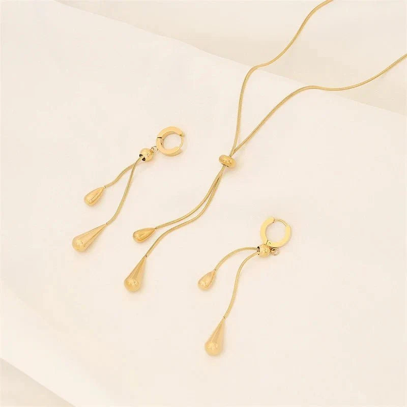 Skanto | Adjustable Pull Drop Lariat Necklace and Earrings