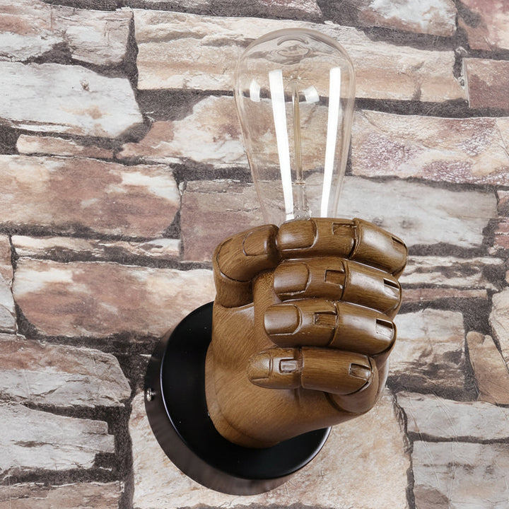 Retro Industrial Fist Wall Sconce – Creative Hand-Shaped Art Deco Wall Lamp - E27, Black | Kalsten