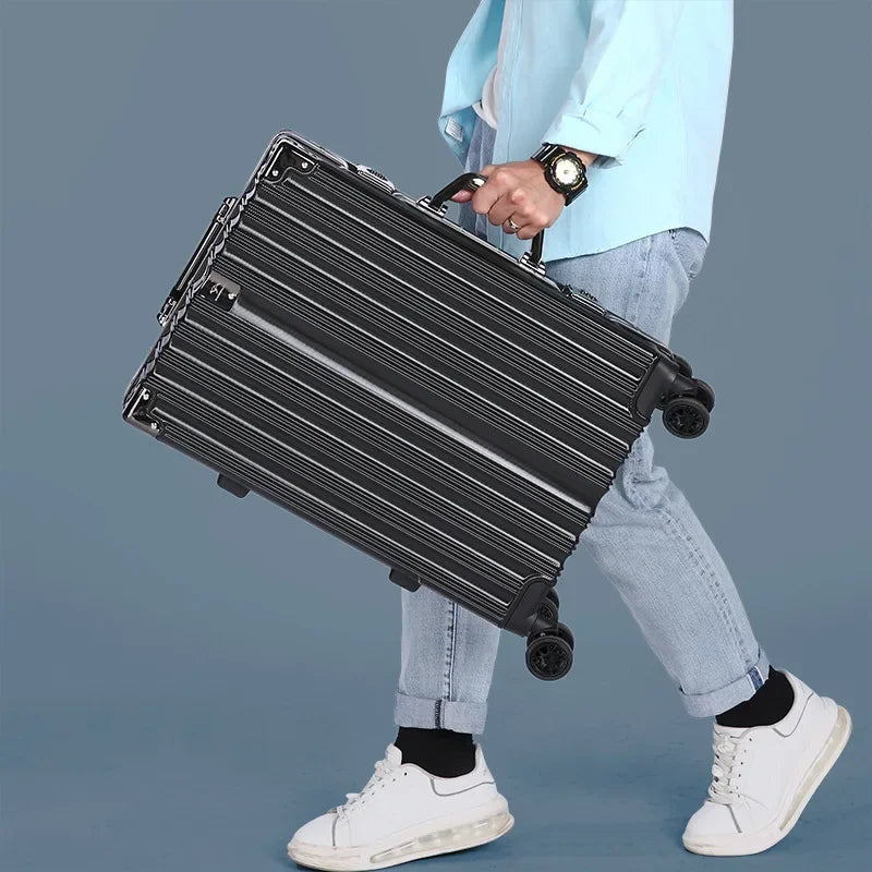 Aluminum frame hard-shell case – Reykjavik | Kalsten