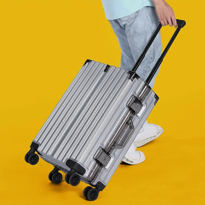 Aluminum frame hard-shell case – Reykjavik | Kalsten