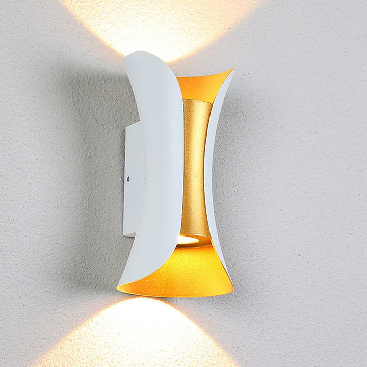 Curved LED Up and Down Lighting Waterproof Modern Outdoor Wall Lights | Kalsten