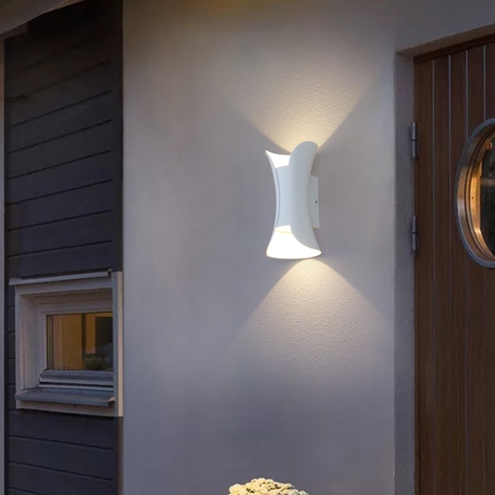 Curved LED Up and Down Lighting Waterproof Modern Outdoor Wall Lights | Kalsten