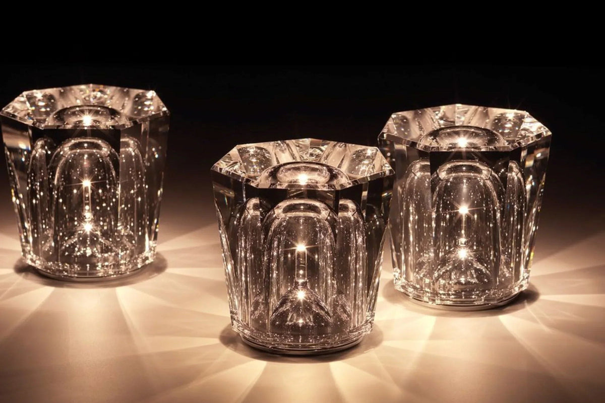 Luxury rechargeable Diamond Crystal Table Lamp - Lumière Diamant | Karnz