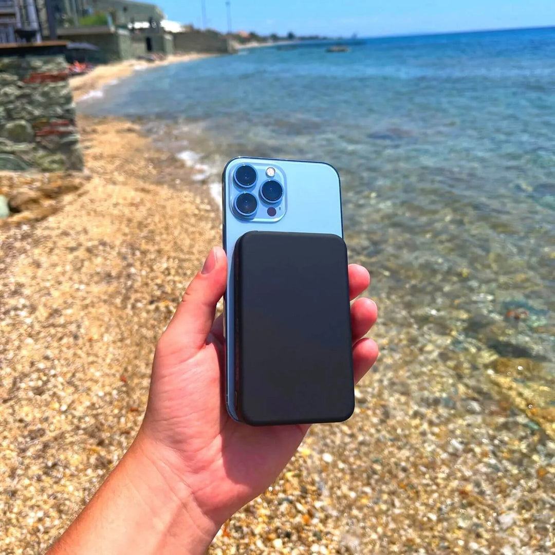 Kalsten | Magnetic Wireless Power Bank – Compact and Powerful for Smartphones