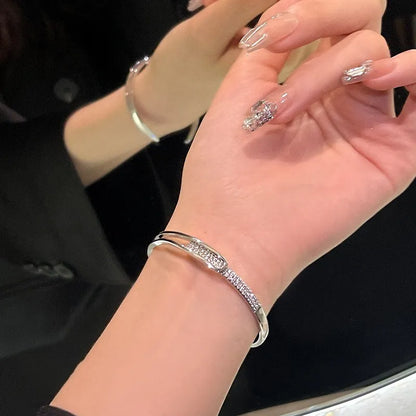 Skanto | Open Bracelet Made of 925 Sterling Silver with Zirconia
