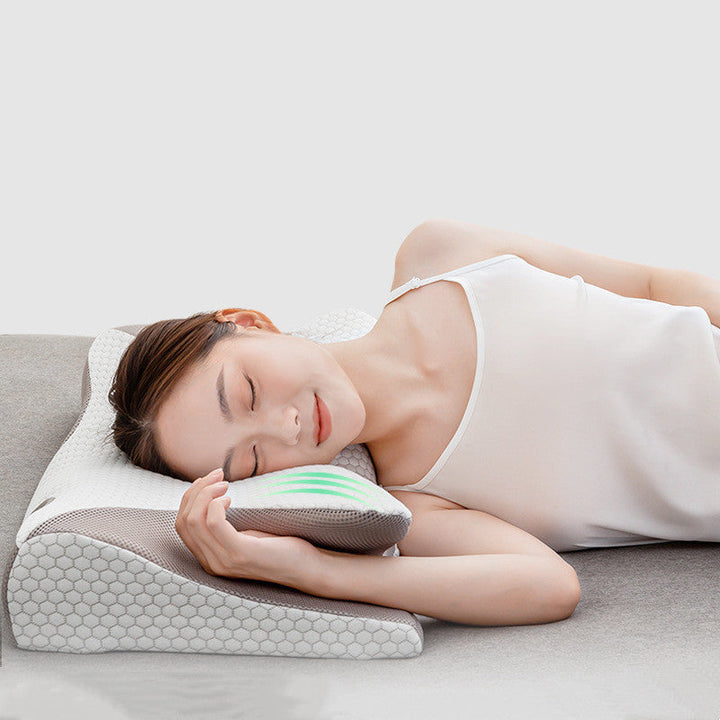Ice Silk and Graphene Grey Breathable Pillowcase for a Cool and Fresh-Smelling Sleep Experience | Kalsten