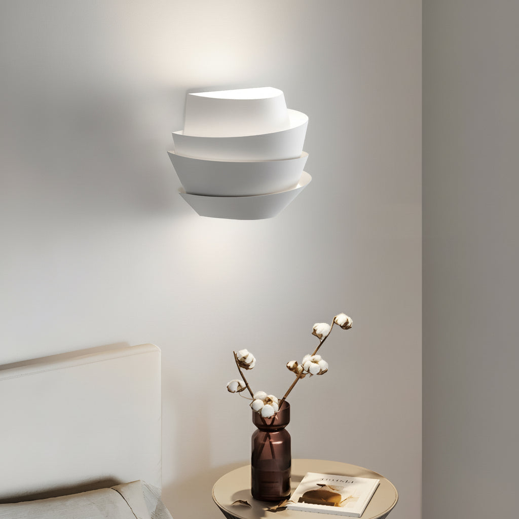 Modern White Layered Wall Sconce – Half-Cylinder Iron 2-Light (G9 & 10x30cm) | Kalsten