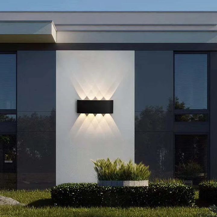 Modern White Waterproof LED Wall Lamp Kalsten