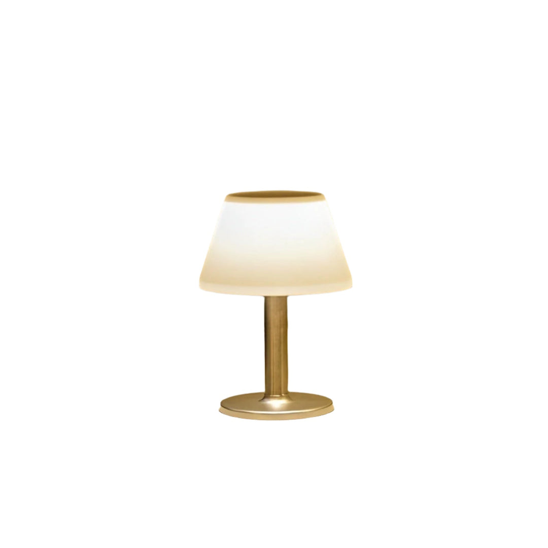 Elegant solid table lamp for outdoor charm Kalsten