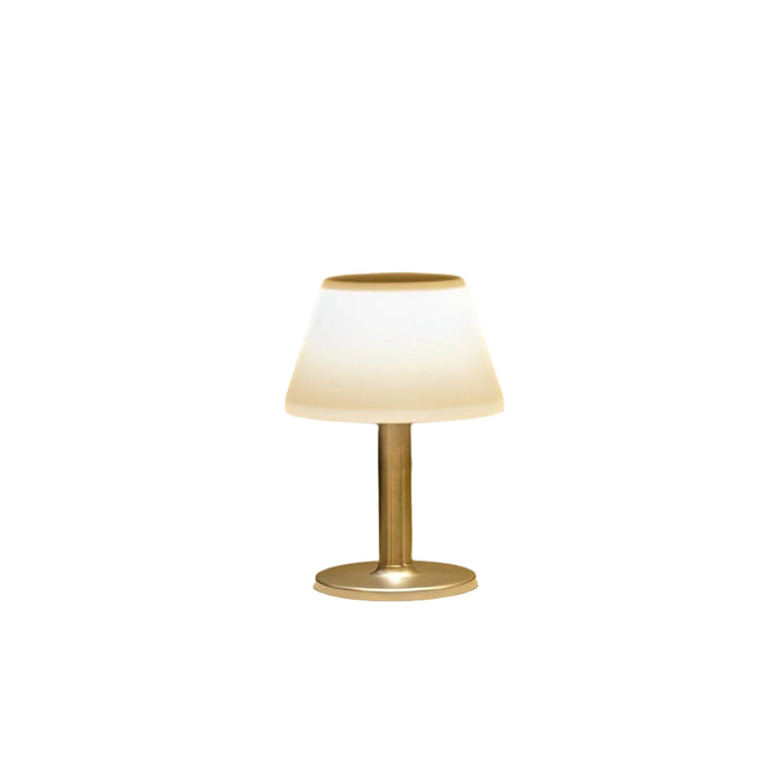 Elegant solid table lamp for outdoor charm Kalsten