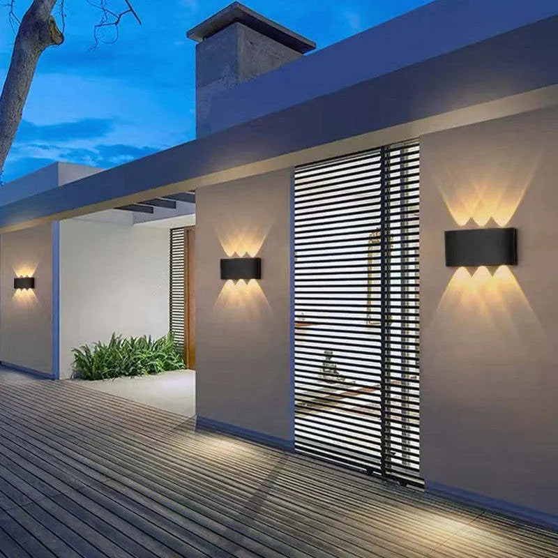 Modern White Waterproof LED Wall Lamp Kalsten