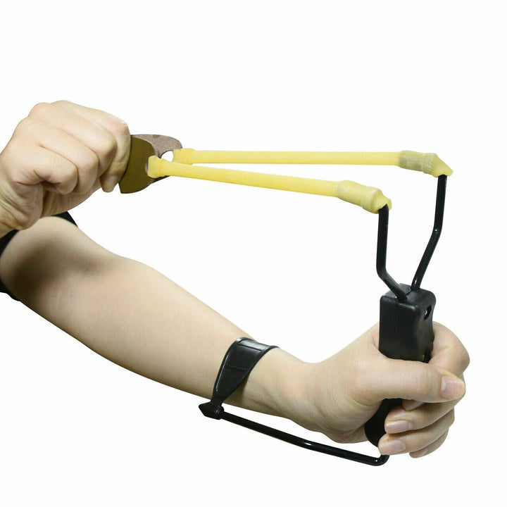 Kalsten | Collapsible slingshot for the wrist.