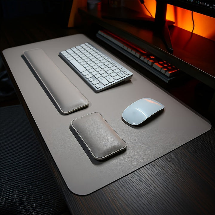 Kalsten | Three-Piece Desk Set made of PU Leather - With Pad and Wrist Supports