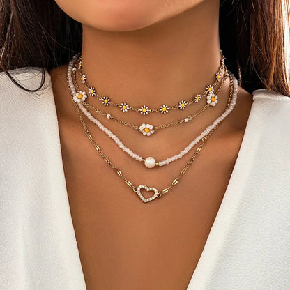 BowLift | Boho Spring Daisy Necklace Stack