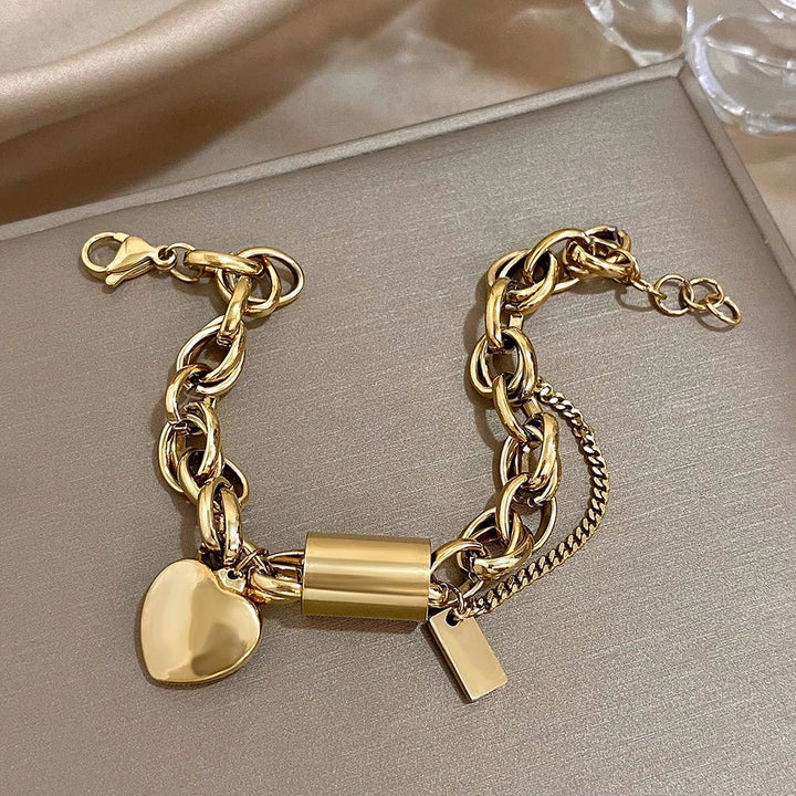 Kalsten | Bold & Chunky Chain Heart Bracelet