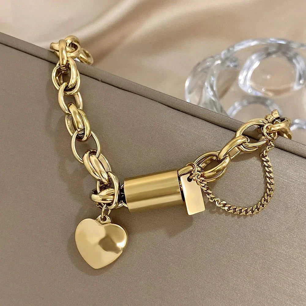 Kalsten | Bold & Chunky Chain Heart Bracelet