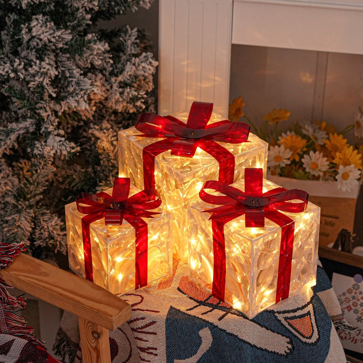 Skanto | GlowBox LED Gift Boxes – Set of 3 Light-Up Christmas Presents for Indoor and Outdoor Use