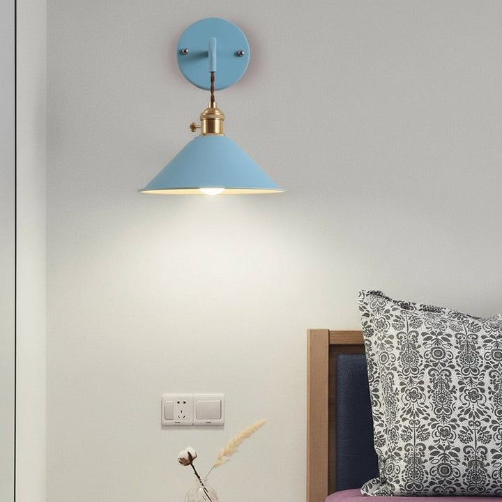 LED Wall Sconce – Nordic Funnel Aluminum Black White Gold (Integrated LED & 10-25cm) | Kalsten