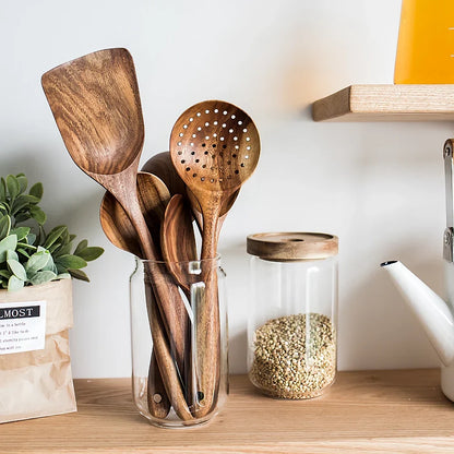 Skanto | Eco-Friendly Teak Wood Kitchen Utensils Set – 7 Piece Kitchen Tool Set