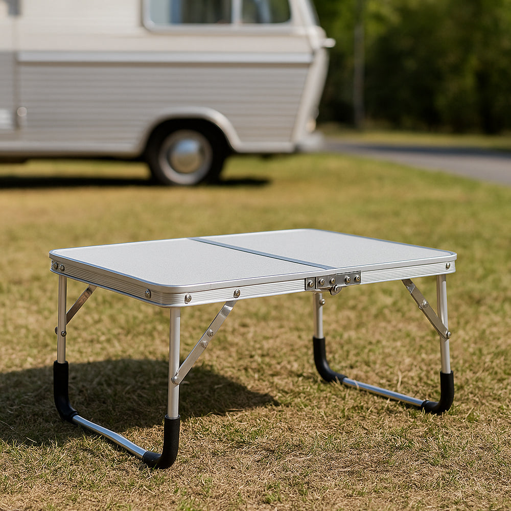 Foldable lightweight camping table made of aluminum | Kalsten
